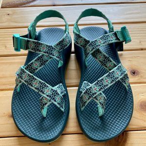 Chaco Sandals Women Size 7